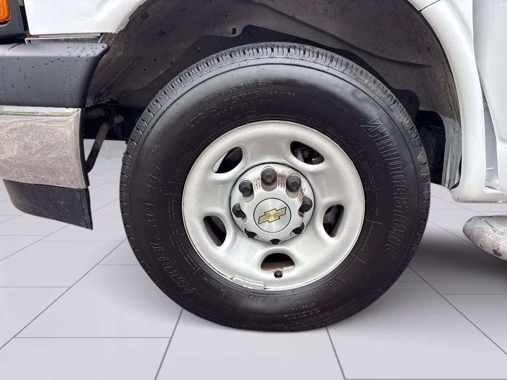 2024 Summit White Chevrolet Express 2500 Work Van RWD Van