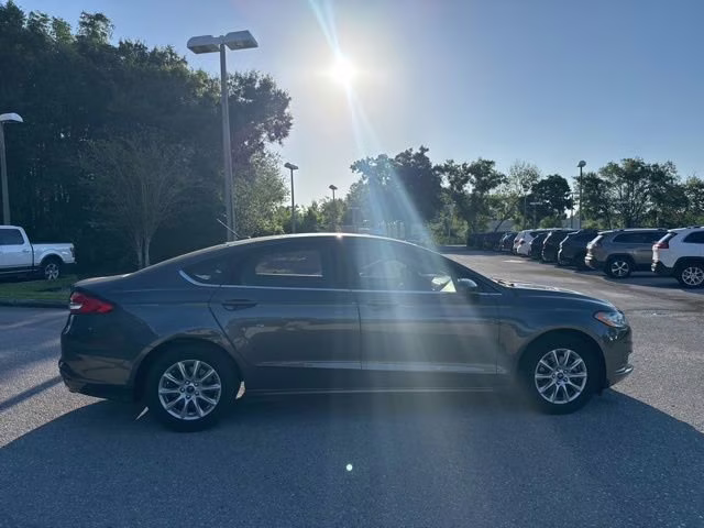 2017 Magnetic Ford Fusion S FWD Sedan