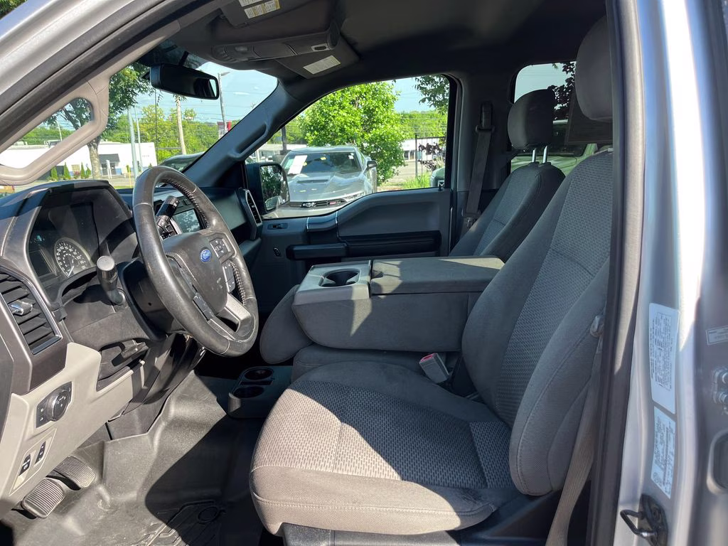2018 Ingot Silver Metallic Ford F-150 XLT 4X4 Truck