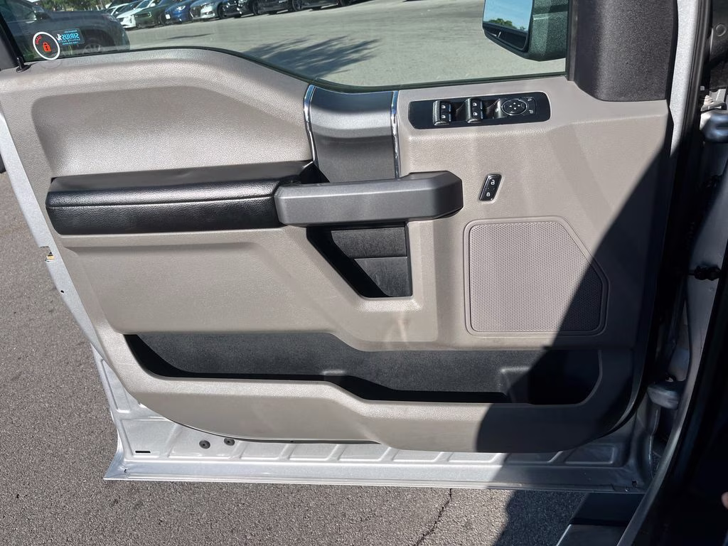 2018 Ingot Silver Metallic Ford F-150 XLT 4X4 Truck