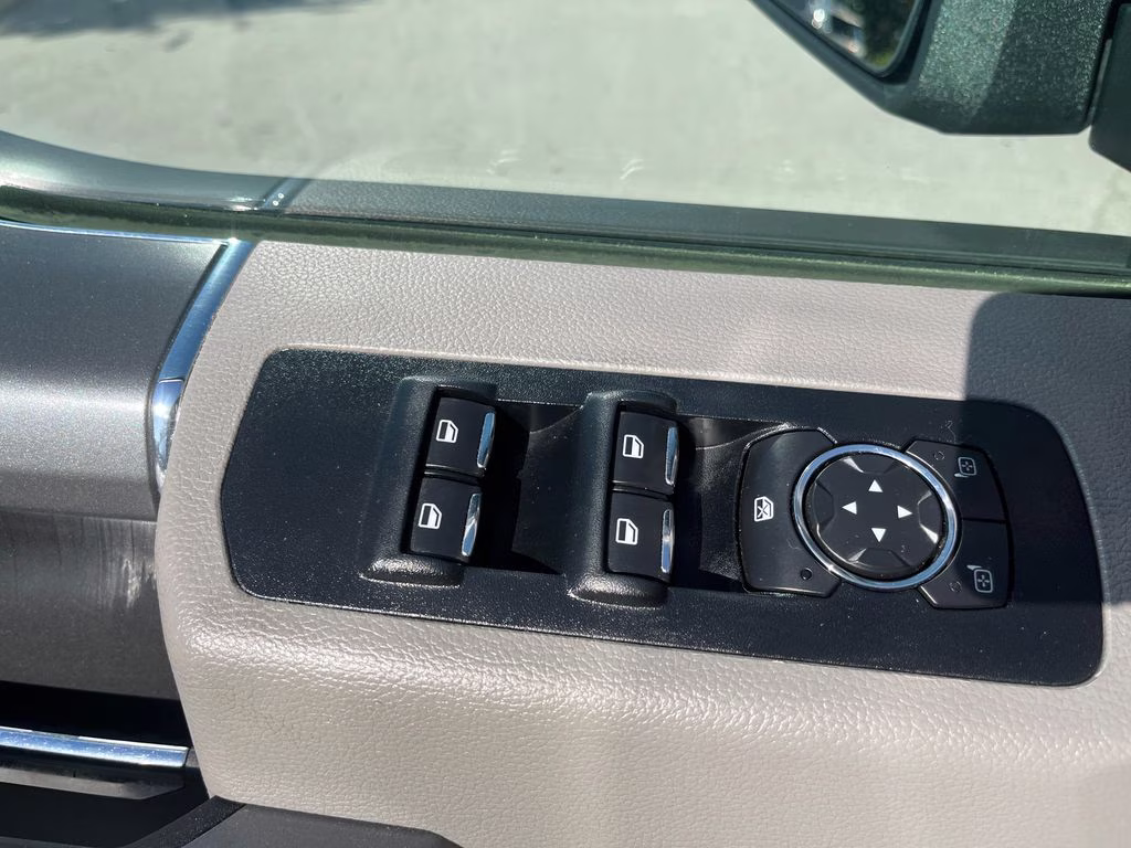 2018 Ingot Silver Metallic Ford F-150 XLT 4X4 Truck