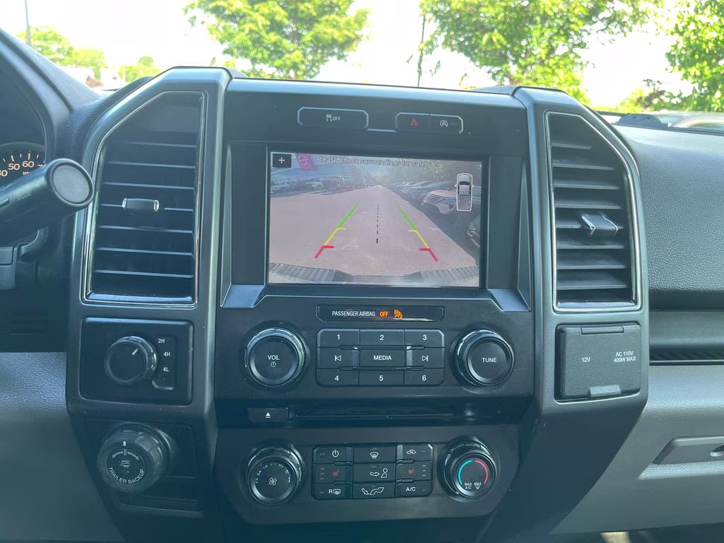 2018 Ingot Silver Metallic Ford F-150 XLT 4X4 Truck