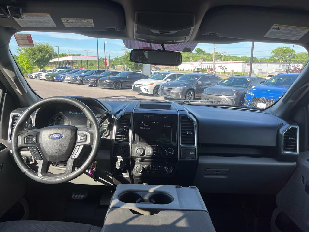 2018 Ingot Silver Metallic Ford F-150 XLT 4X4 Truck