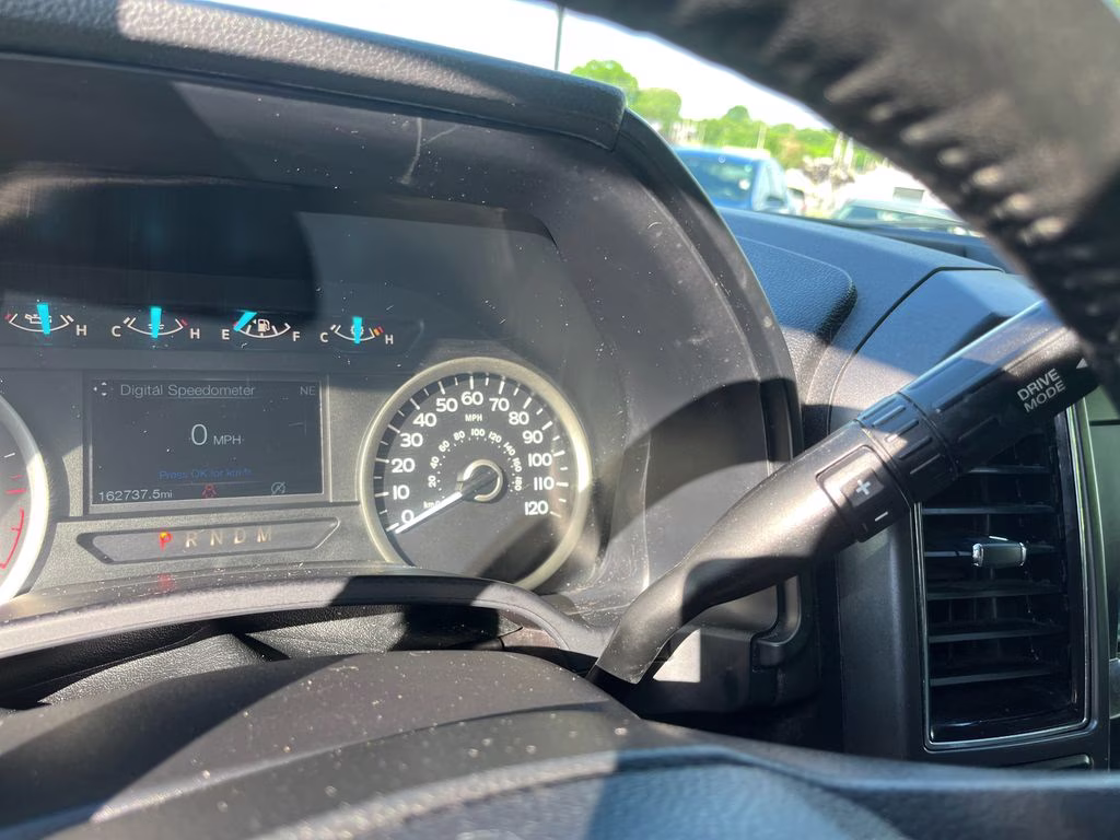 2018 Ingot Silver Metallic Ford F-150 XLT 4X4 Truck