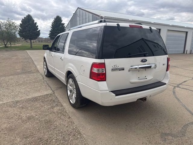 2014 White Platinum Clearcoat Metallic Ford Expedition EL Limited 4X4 SUV
