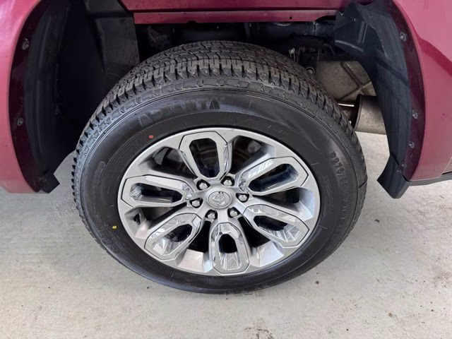 2022 Delmonico Red Pearlcoat Ram 1500 Laramie 4X4 Truck