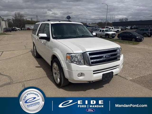 2014 White Platinum Clearcoat Metallic Ford Expedition EL Limited 4X4 SUV