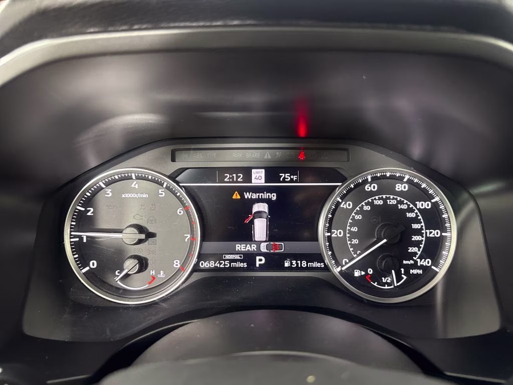 2023 Mercury Gray Metallic Mitsubishi Outlander SE FWD SUV