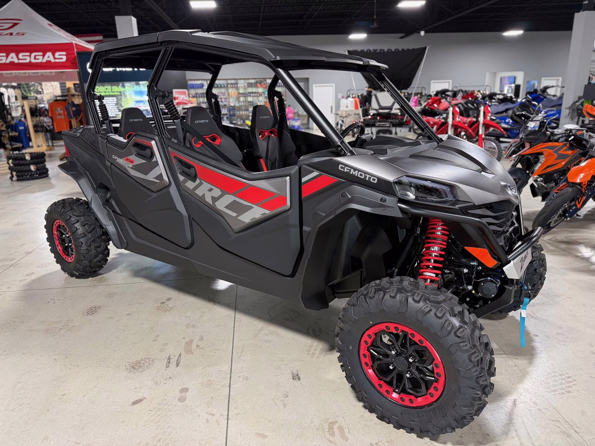 2026 CFMOTO ZFORCE 950-4 UTV