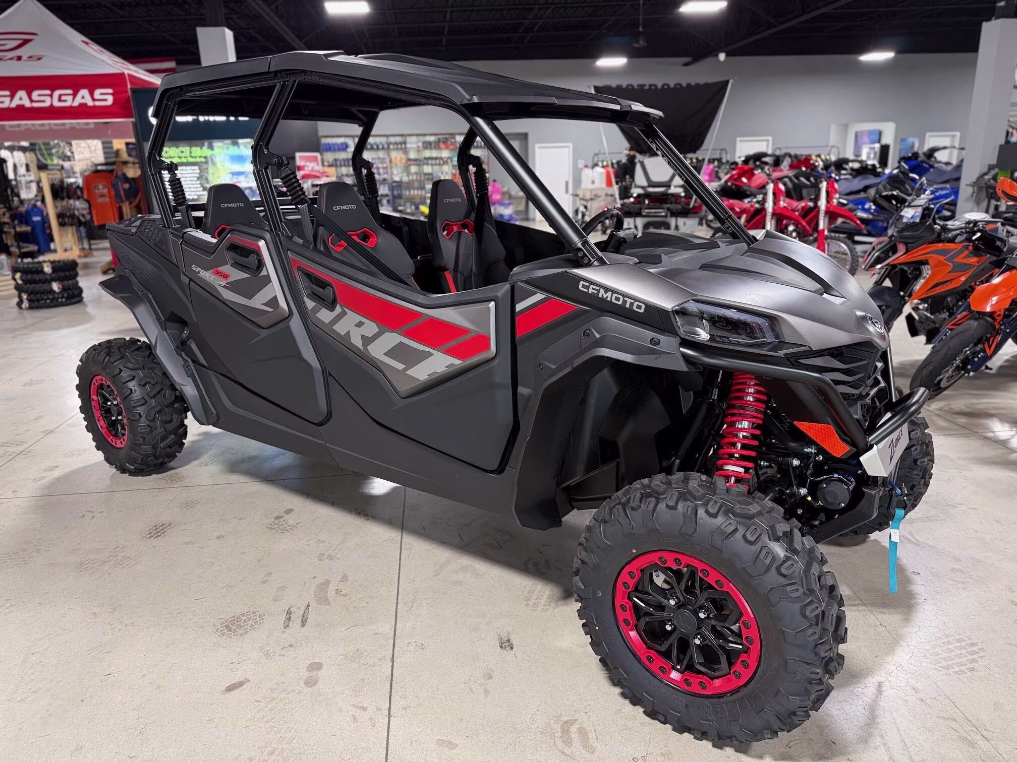 2026 CFMOTO ZFORCE 950-4 UTV