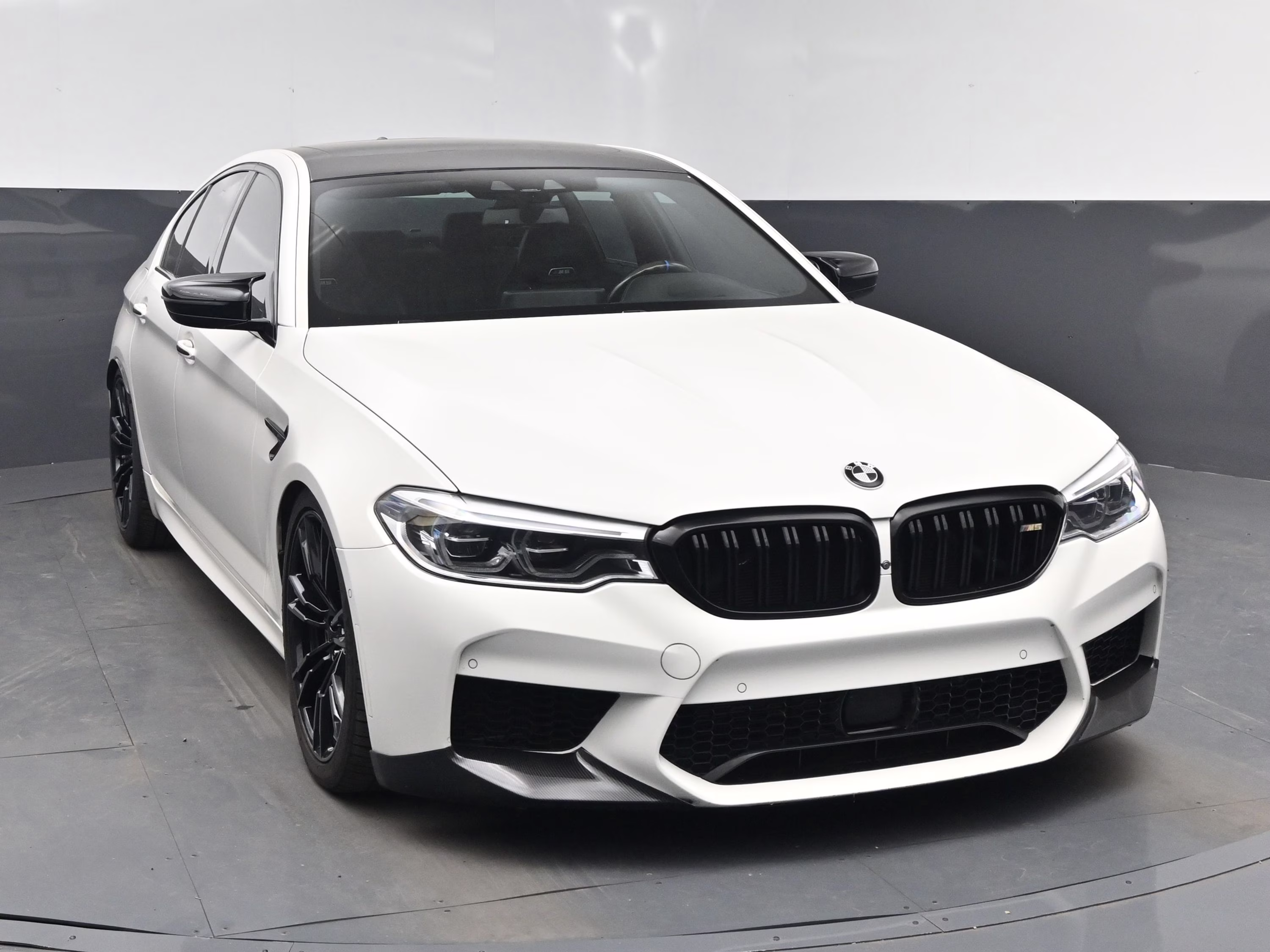 2018 Alpine White BMW M5 Base AWD Sedan