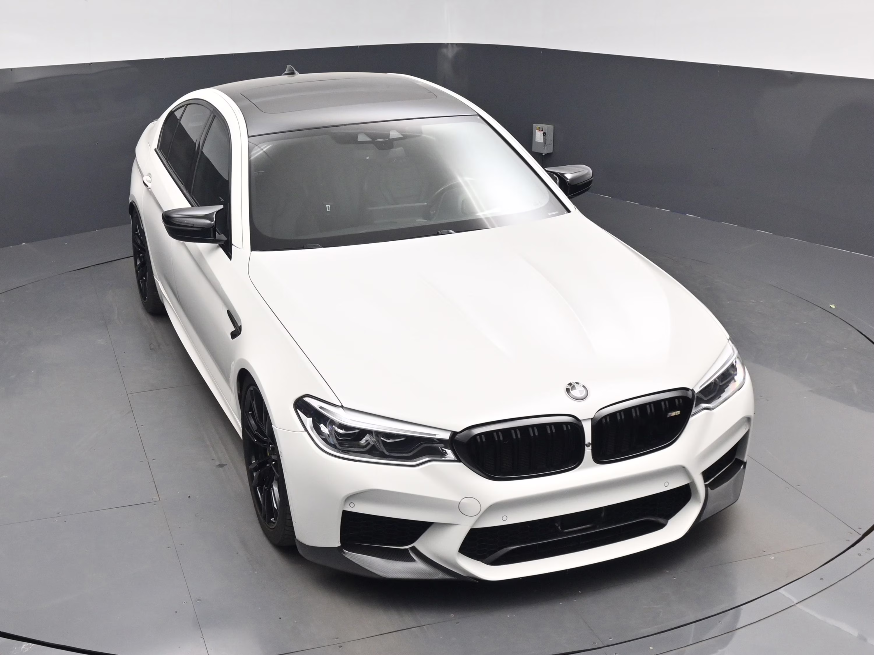 2018 Alpine White BMW M5 Base AWD Sedan