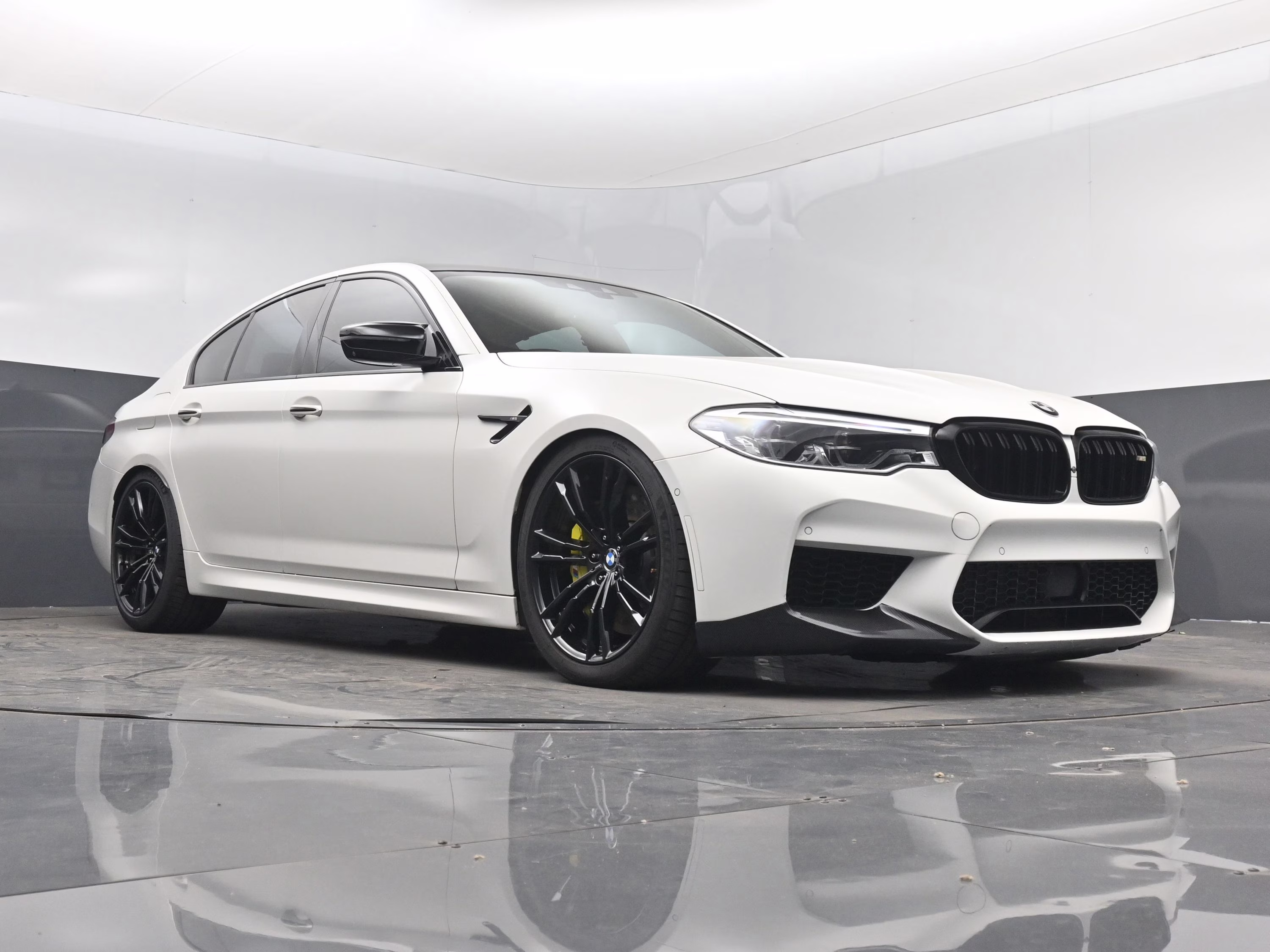 2018 Alpine White BMW M5 Base AWD Sedan