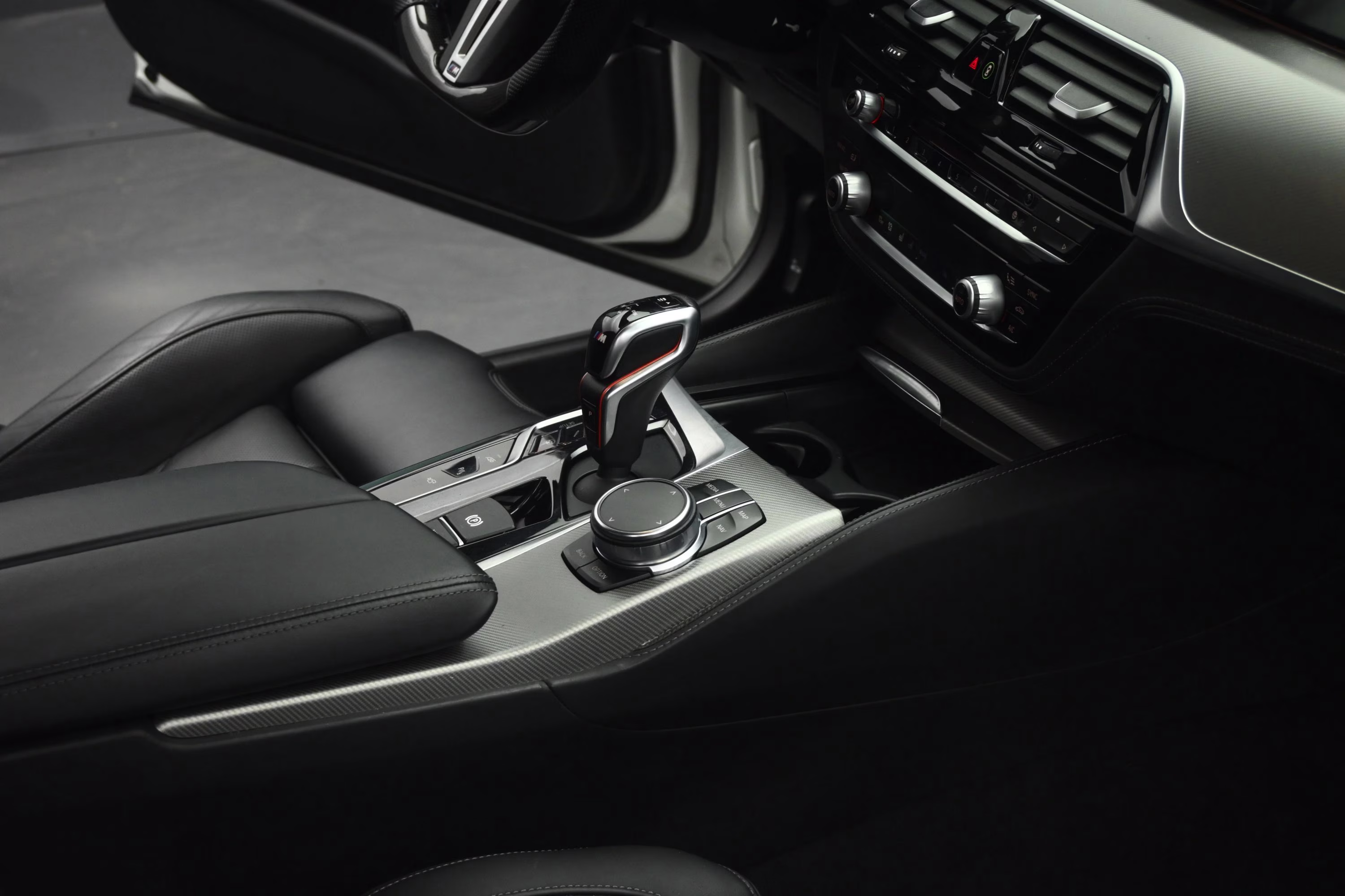 2018 Alpine White BMW M5 Base AWD Sedan