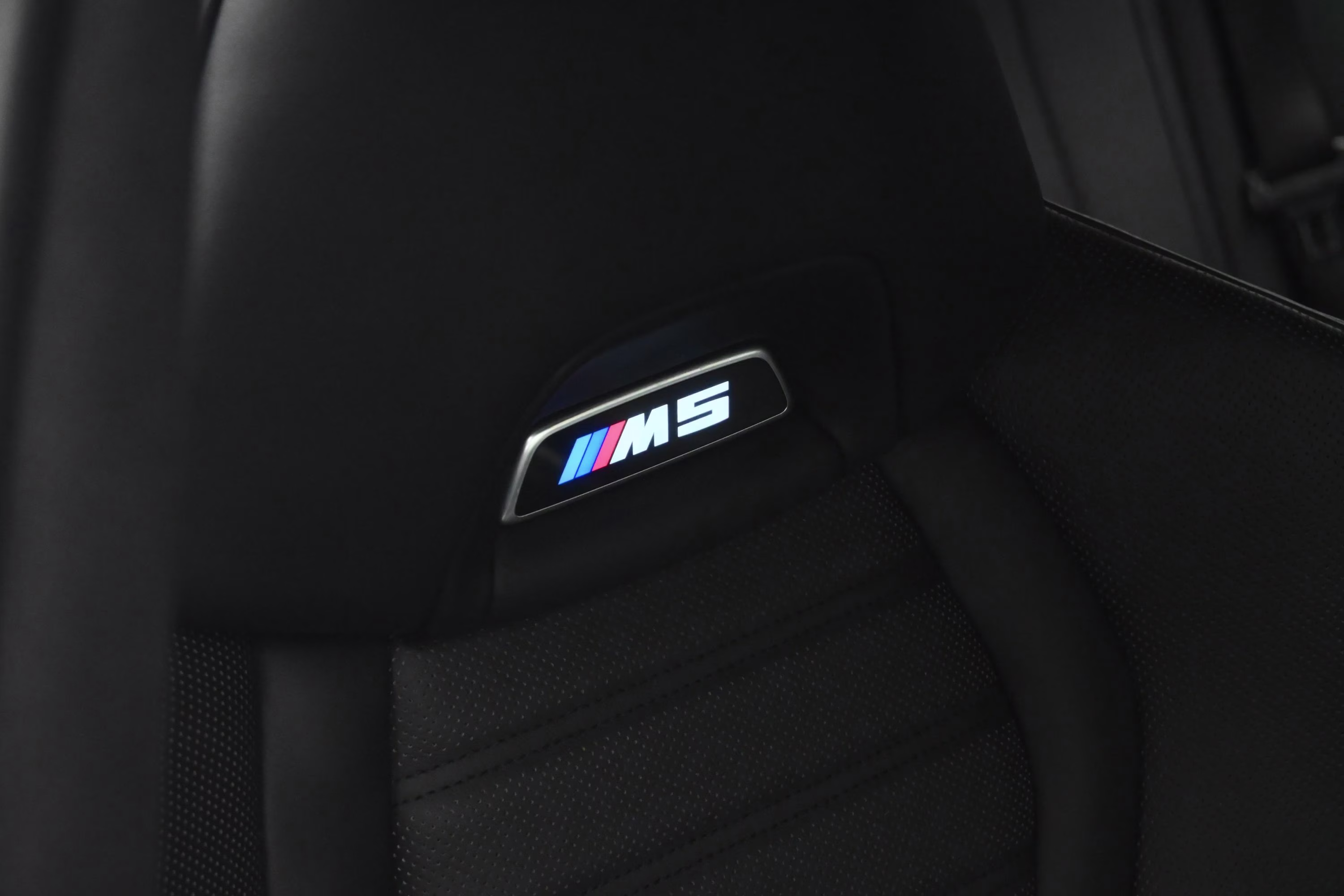 2018 Alpine White BMW M5 Base AWD Sedan