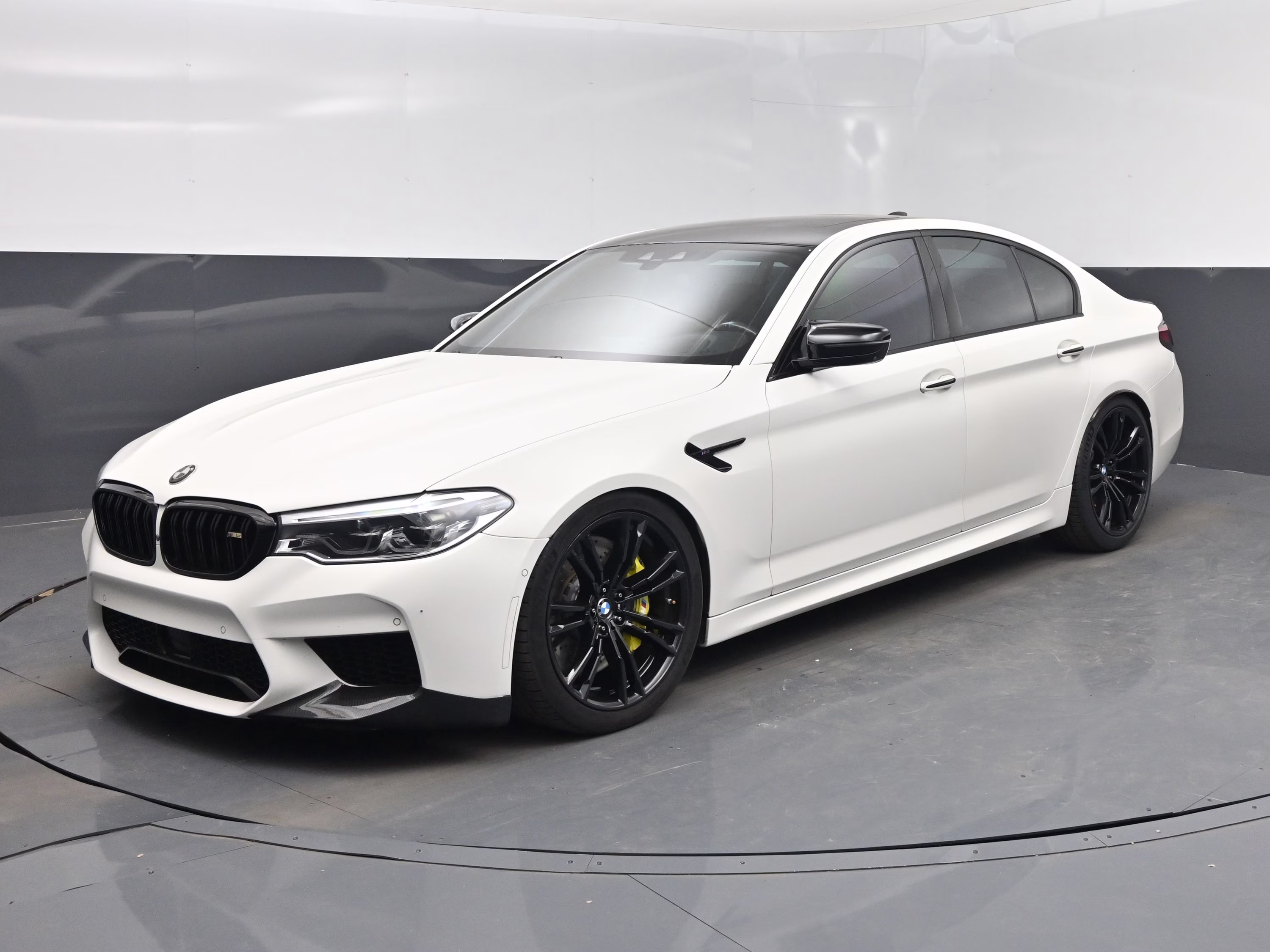 2018 Alpine White BMW M5 Base AWD Sedan
