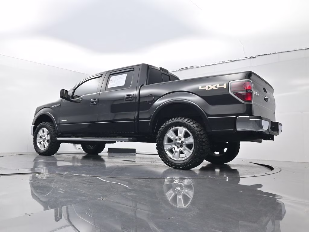 2012 Tuxedo Black Metallic Ford F-150 Lariat 4X4 Truck