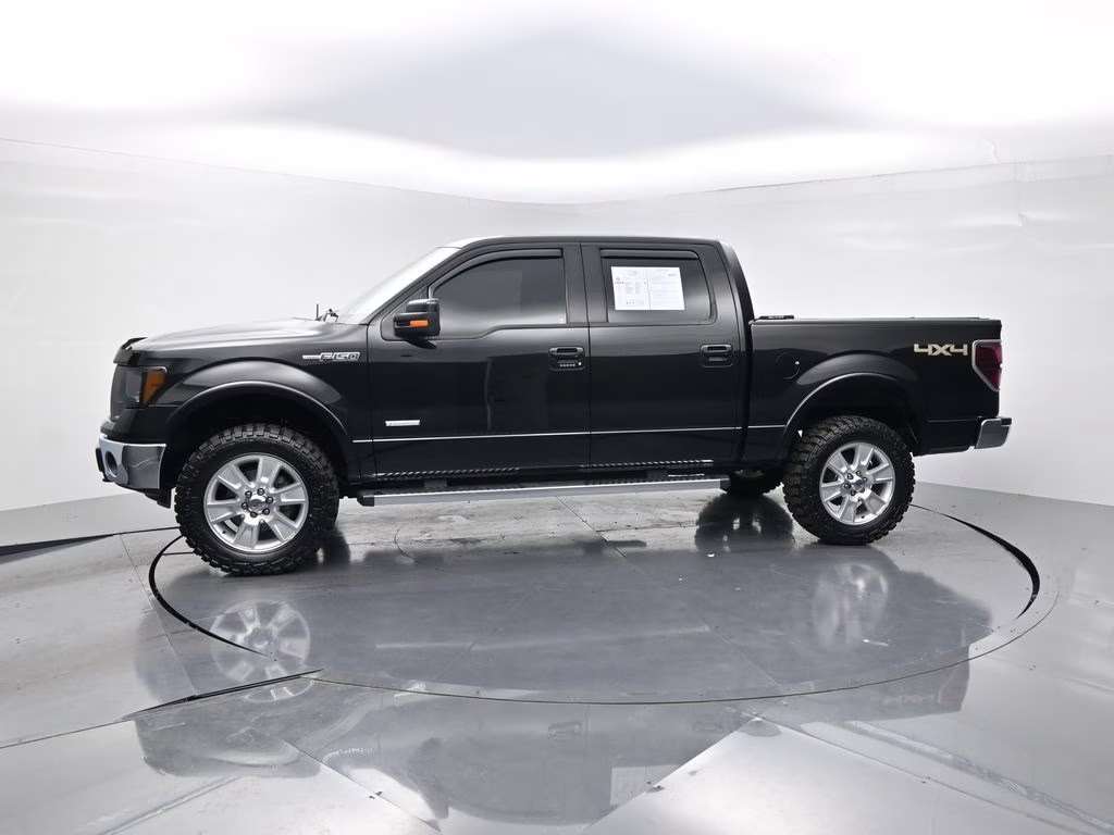 2012 Tuxedo Black Metallic Ford F-150 Lariat 4X4 Truck