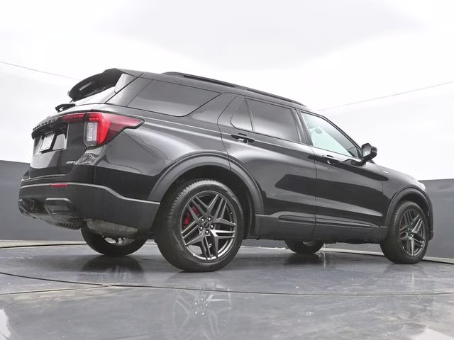 2025 Black Metallic Ford Explorer ST-Line 4X4 SUV