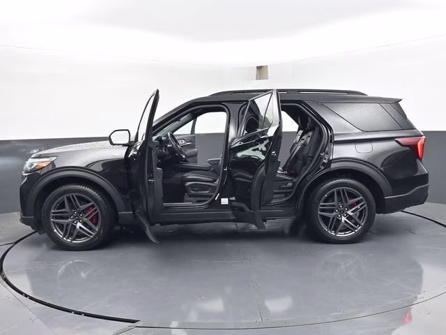 2025 Black Metallic Ford Explorer ST-Line 4X4 SUV