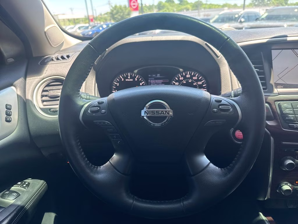 2019 Gun Metallic Nissan Pathfinder Platinum 4X4 SUV