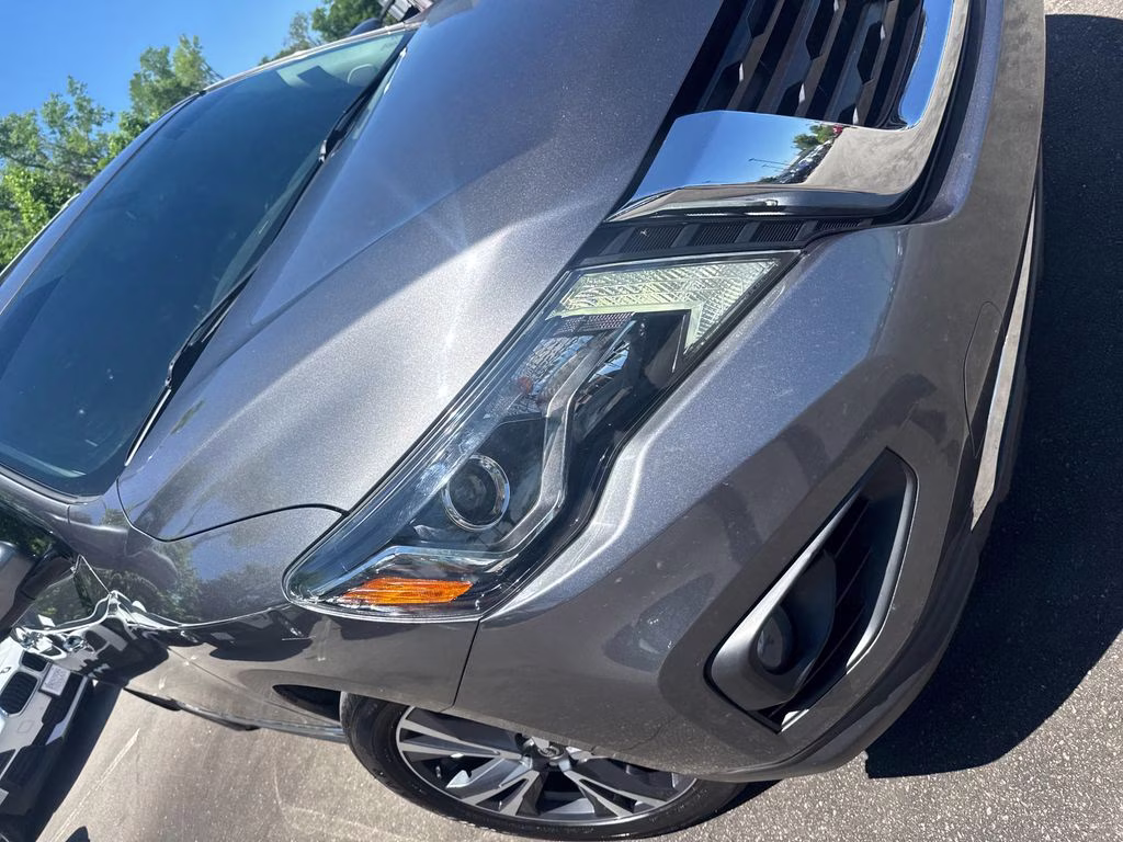 2019 Gun Metallic Nissan Pathfinder Platinum 4X4 SUV
