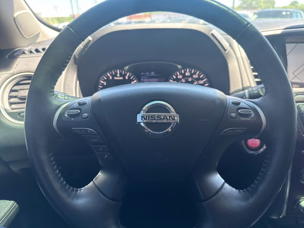 2019 Gun Metallic Nissan Pathfinder Platinum 4X4 SUV