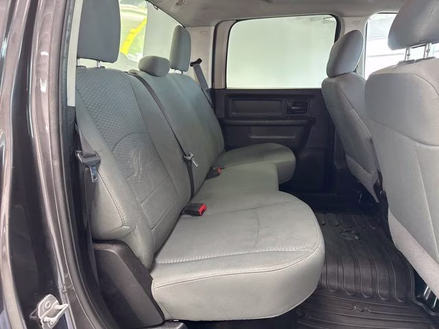 2015 Granite Crystal Metallic Clearcoat Ram 3500 Tradesman 4X4 Truck