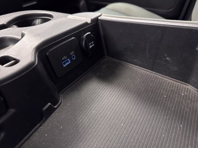2015 Granite Crystal Metallic Clearcoat Ram 3500 Tradesman 4X4 Truck