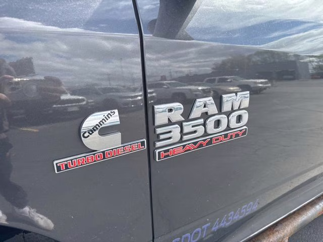 2015 Granite Crystal Metallic Clearcoat Ram 3500 Tradesman 4X4 Truck