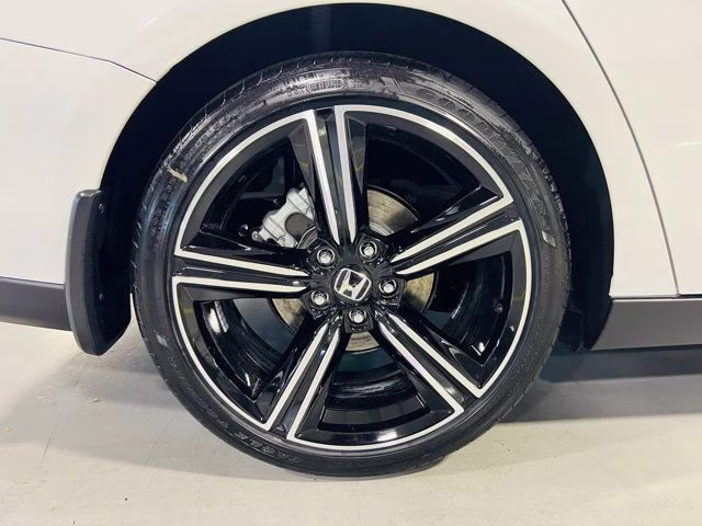 2026 Platinum White Pearl Honda Accord SE FWD Sedan