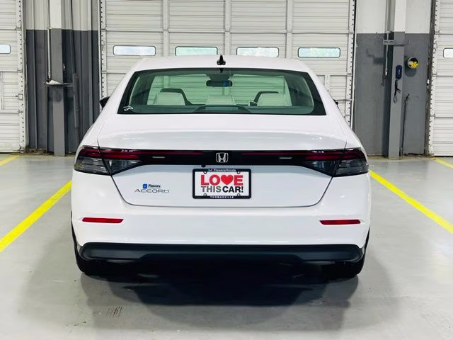 2026 Platinum White Pearl Honda Accord SE FWD Sedan