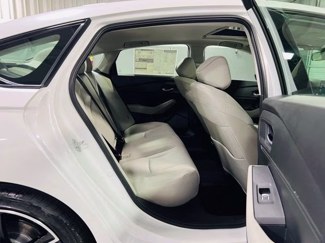 2026 Platinum White Pearl Honda Accord SE FWD Sedan