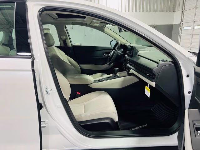 2026 Platinum White Pearl Honda Accord SE FWD Sedan