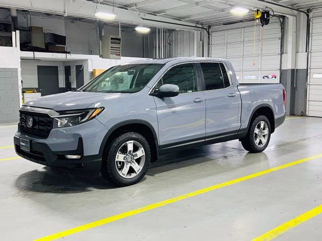 2026 Sonic Gray Pearl Honda Ridgeline RTL AWD Truck