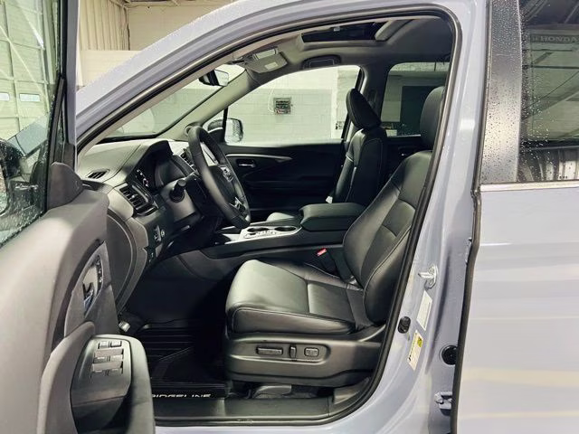 2026 Sonic Gray Pearl Honda Ridgeline RTL AWD Truck