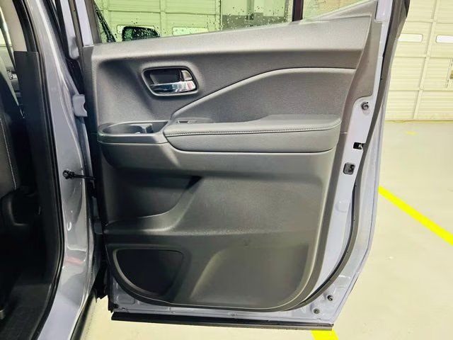 2026 Sonic Gray Pearl Honda Ridgeline RTL AWD Truck