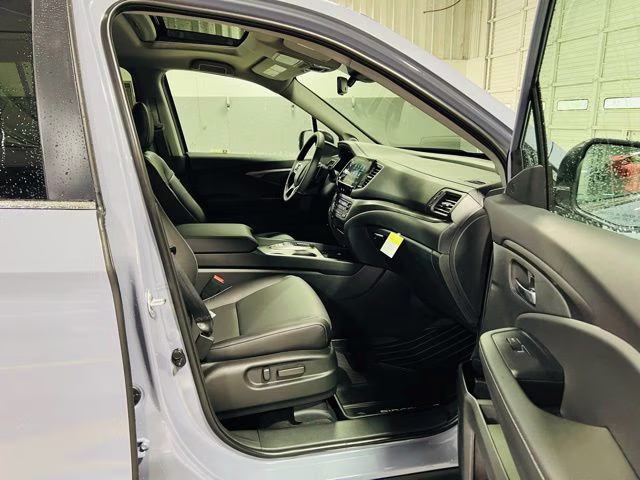 2026 Sonic Gray Pearl Honda Ridgeline RTL AWD Truck