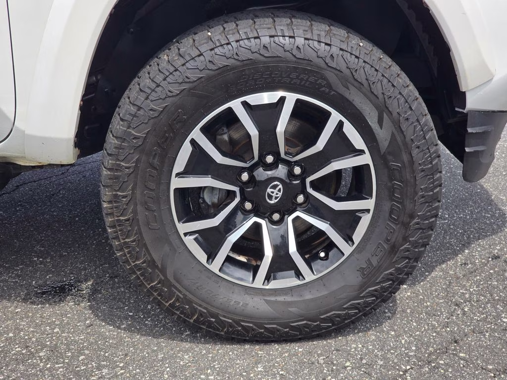 2021 Pearl Toyota Tacoma TRD Sport 4X4 Truck
