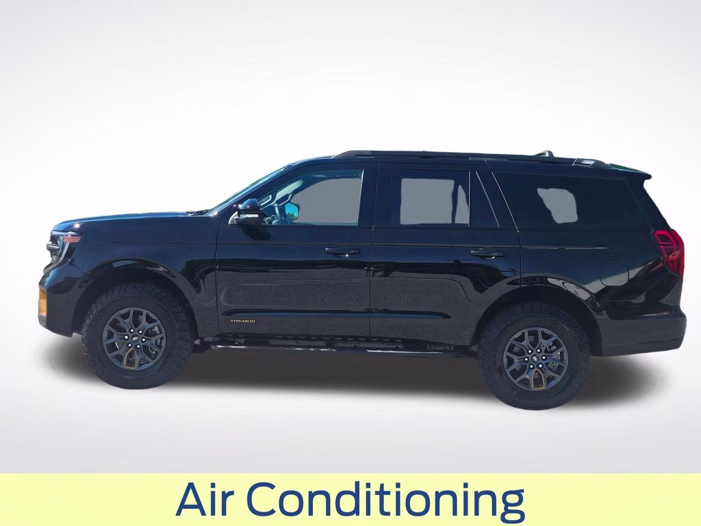 2026 Agate Black Metallic Ford Expedition Tremor 4X4 SUV