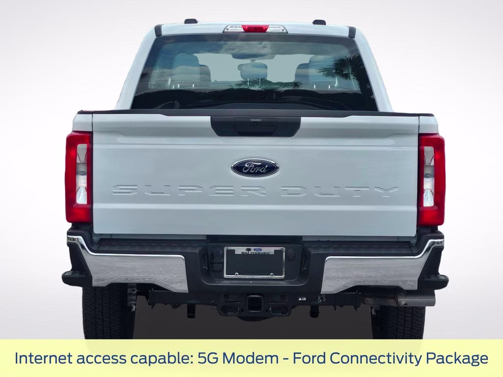 2026 Oxford White Ford Super Duty F-350 SRW XL 4X4 Truck