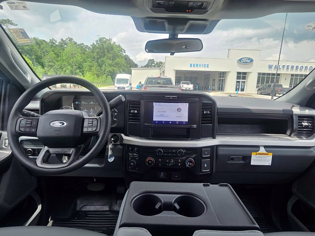 2026 Oxford White Ford Super Duty F-350 SRW XL 4X4 Truck