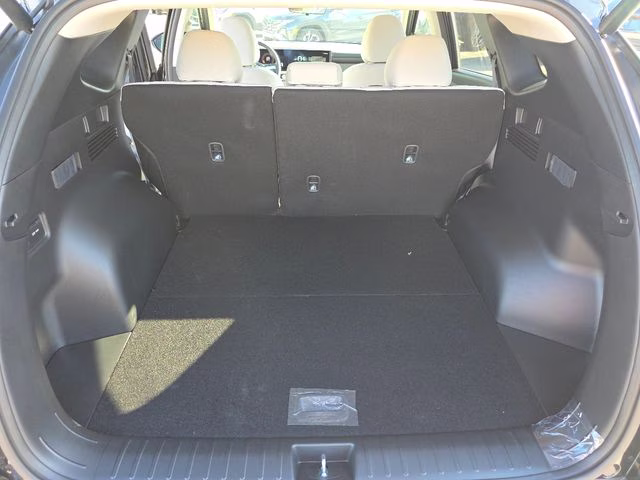 2026 Phantom Black Hyundai Tucson SEL AWD SUV