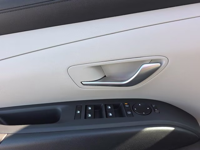 2026 Phantom Black Hyundai Tucson SEL AWD SUV