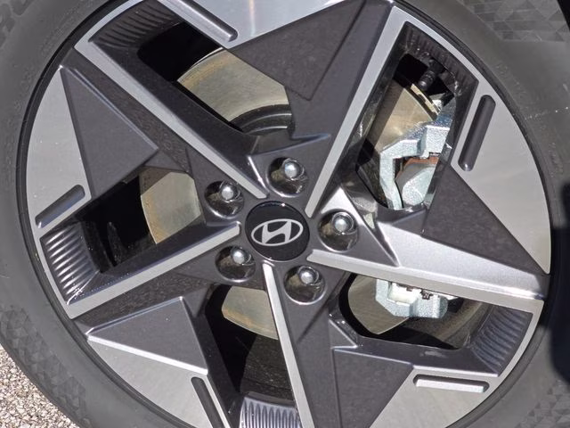 2026 Phantom Black Hyundai Tucson SEL AWD SUV