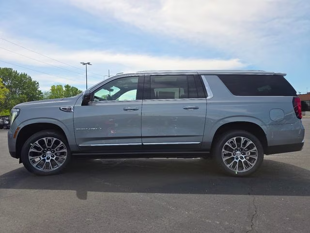 2026 Sterling Metallic GMC Yukon XL Denali 4X4 SUV