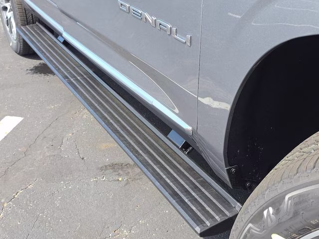 2026 Sterling Metallic GMC Yukon XL Denali 4X4 SUV