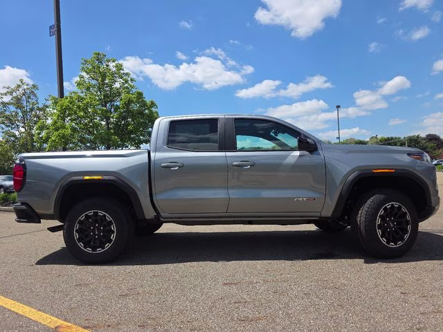 2026 Sterling Metallic GMC Canyon AT4 4X4 Truck
