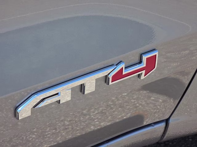 2026 Sterling Metallic GMC Canyon AT4 4X4 Truck