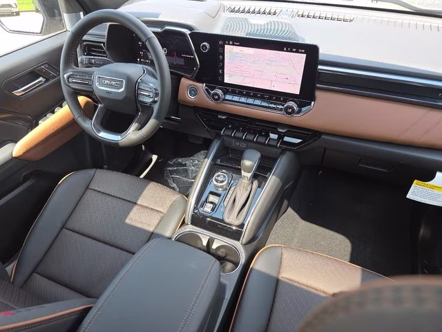2026 Sterling Metallic GMC Canyon AT4 4X4 Truck